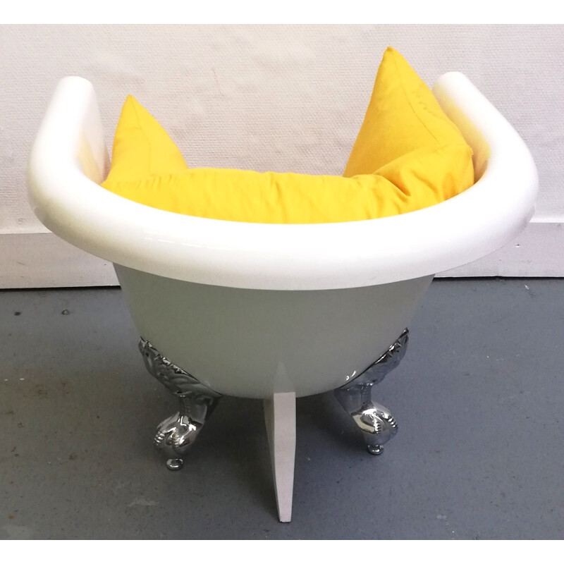 Pair of vintage bathtub armchairs with silver legs