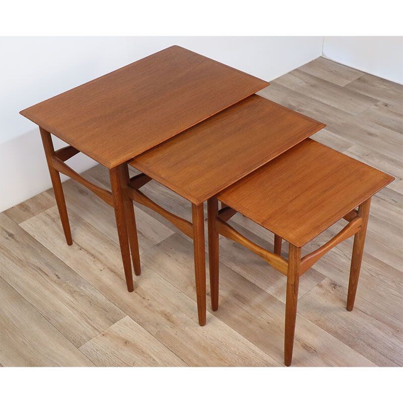 Scandinavian vintage teak nesting table by Poul Hundevad for Fabian, 1960