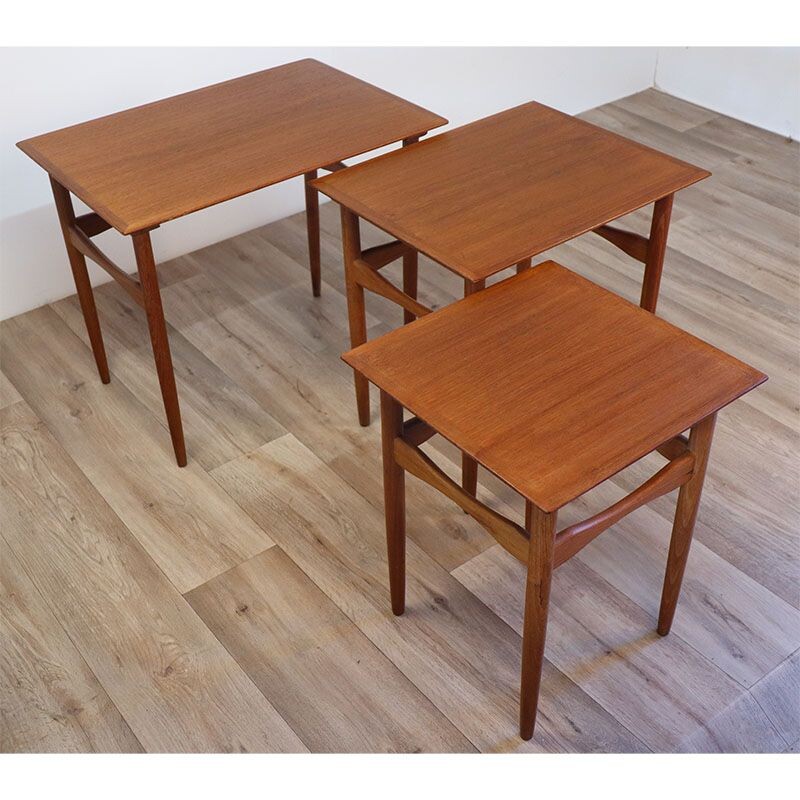 Table gigogne scandinave vintage en teck de Poul Hundevad pour Fabian, 1960