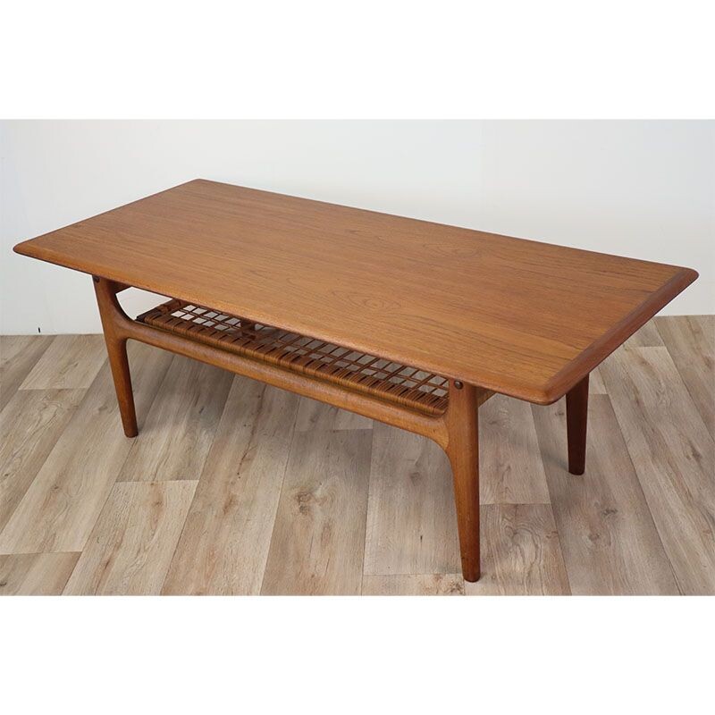 Scandinavian vintage teak coffee table by Linney Hughes for Trioh, 1960