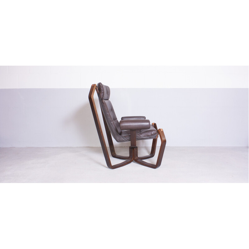 Norwegian "Falcon" chair in plywood and dark brown leather - 1960s