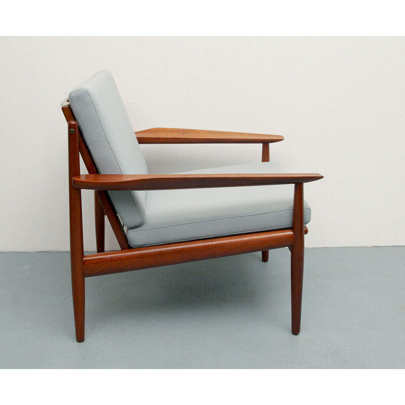 Teca vintage e poltrona de tecido cinzento de Arne Vodder para Glostrup, 1960