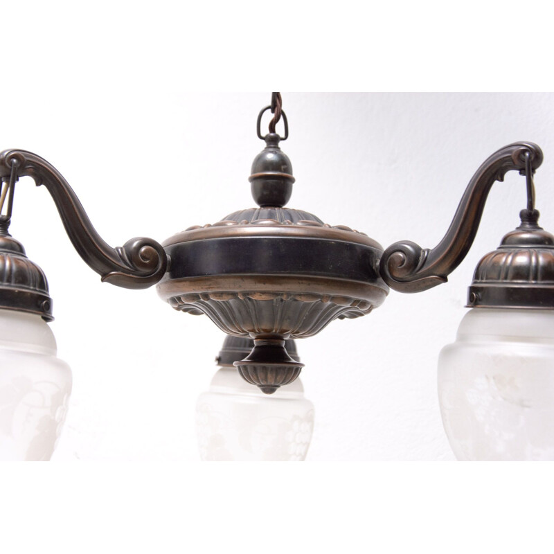 Storicizzante lampadario a tre bracci in ottone vintage