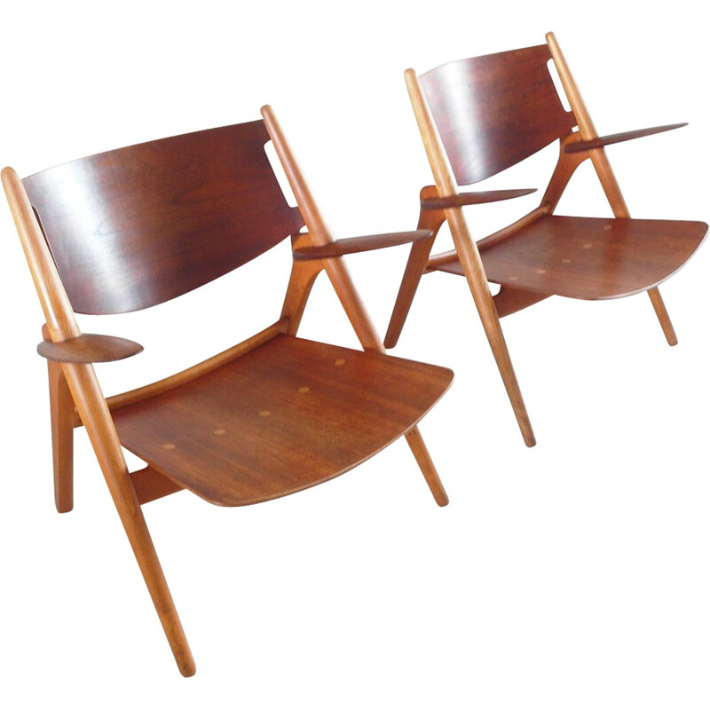 Paire de fauteuils "CH-28" Carl Hansen en teck, Hans J. WEGNER - 1950