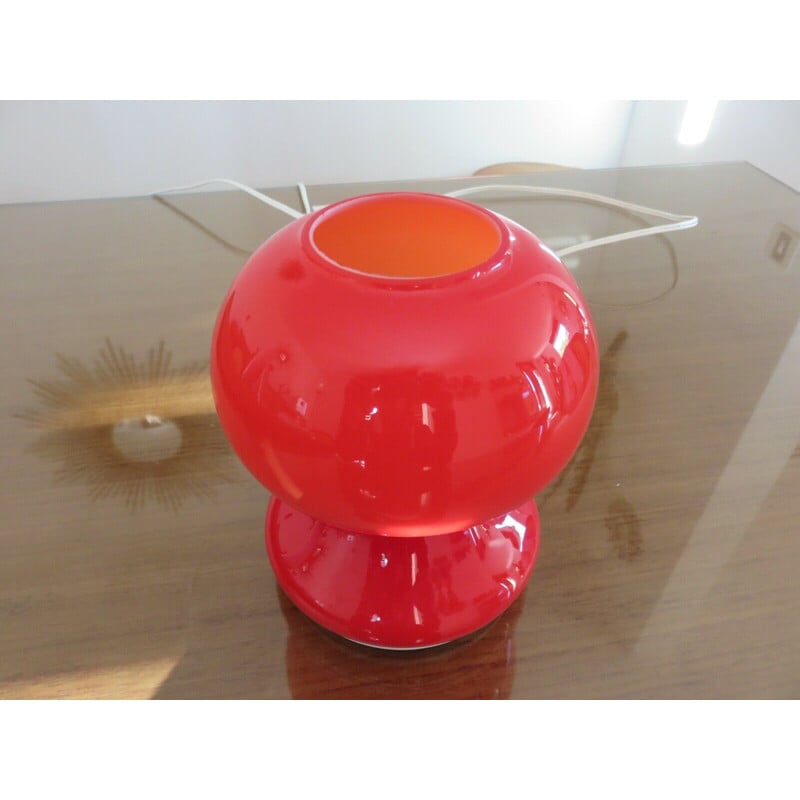 Vintage red opaline mushroom lamp, Italy 1960-1970
