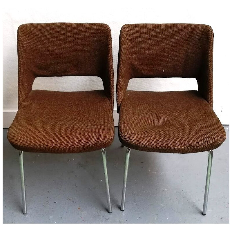 Pair of vintage chairs in brown fabric by Arne Jacobsen, 1950
