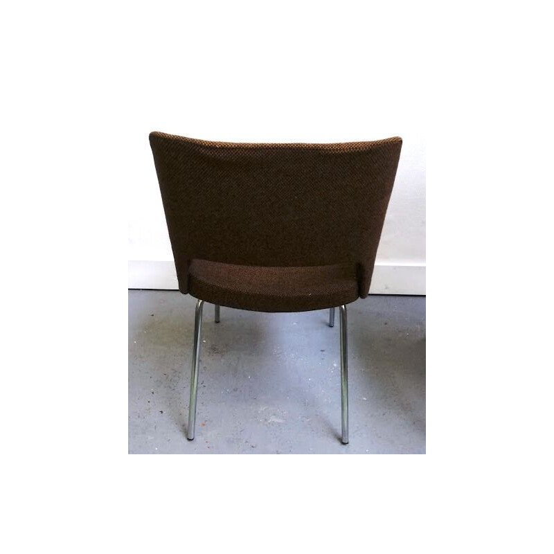 Paar vintage stoelen in bruine stof van Arne Jacobsen, 1950