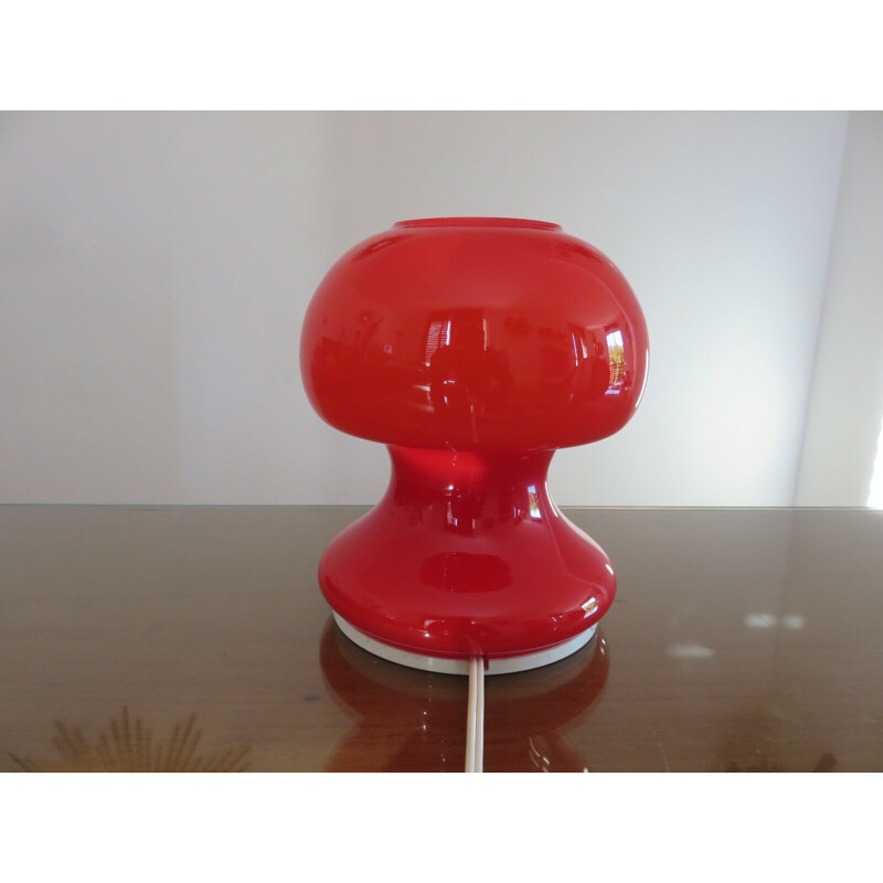 Vintage red opaline mushroom lamp, Italy 1960-1970