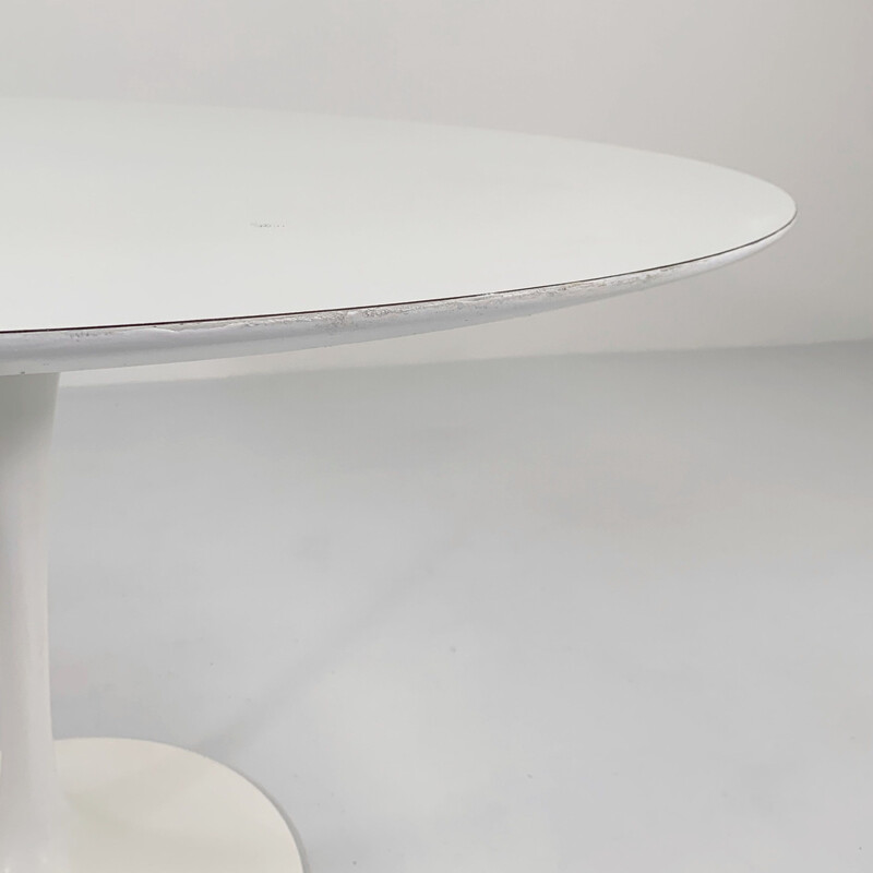 Vintage white Tulip dining table by Eero Saarinen for Knoll, 1960s