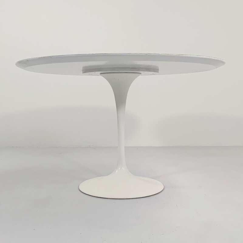 Table à manger vintage en Tulip blanche par Eero Saarinen pour Knoll, 1960