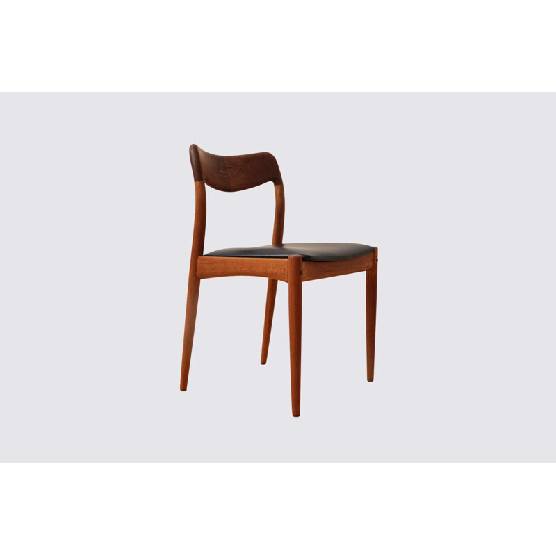 Vintage Danish teak chairs by Johannes Andersen for Uldum Möbelfabrik