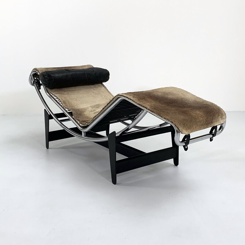 Fauteuil lounge vintage série 396 LC4 en cuir de Le Corbusier pour Cassina, 1960