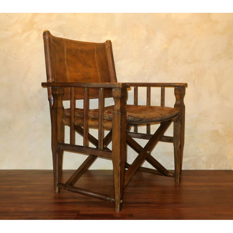 Vintage Safari chair patinated leather and brass details