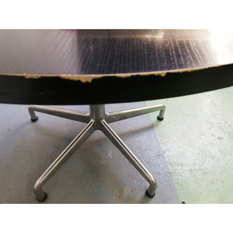 Castelli ronde vintage tafel in hout en aluminium onderstel