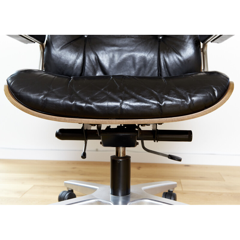 Vintage swivel office chair by Prof. Karl Dittert for Stoll Giroflex