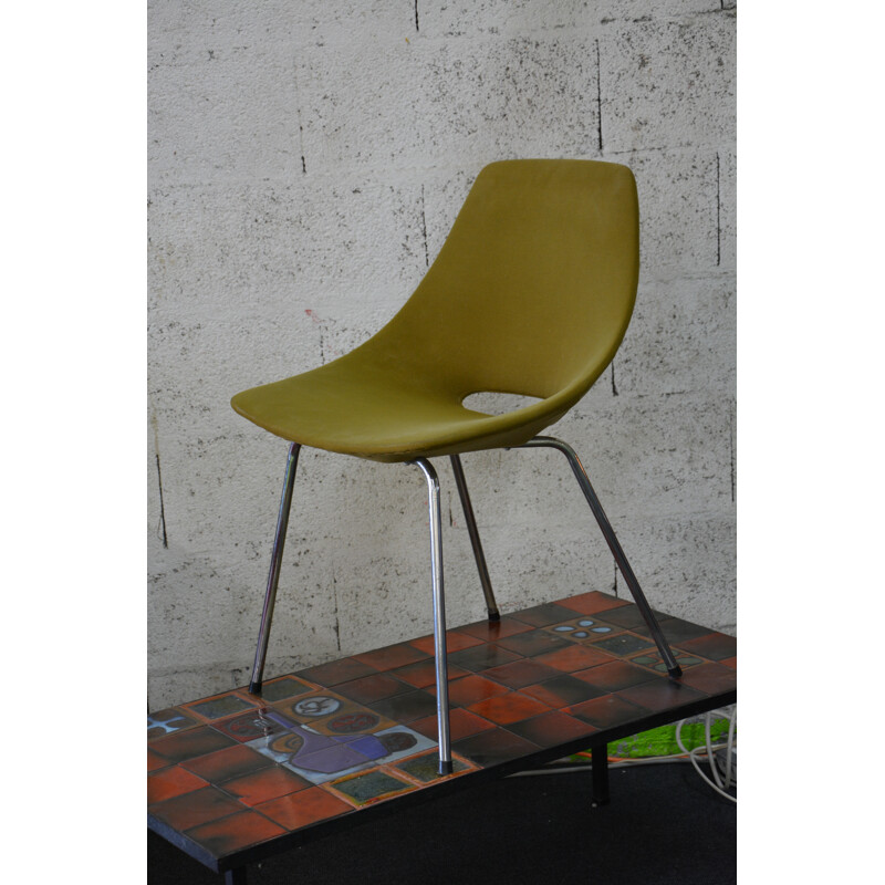 "Tonneau" chair in khaki-olive fabric, Pierre GUARICHE - 1960s