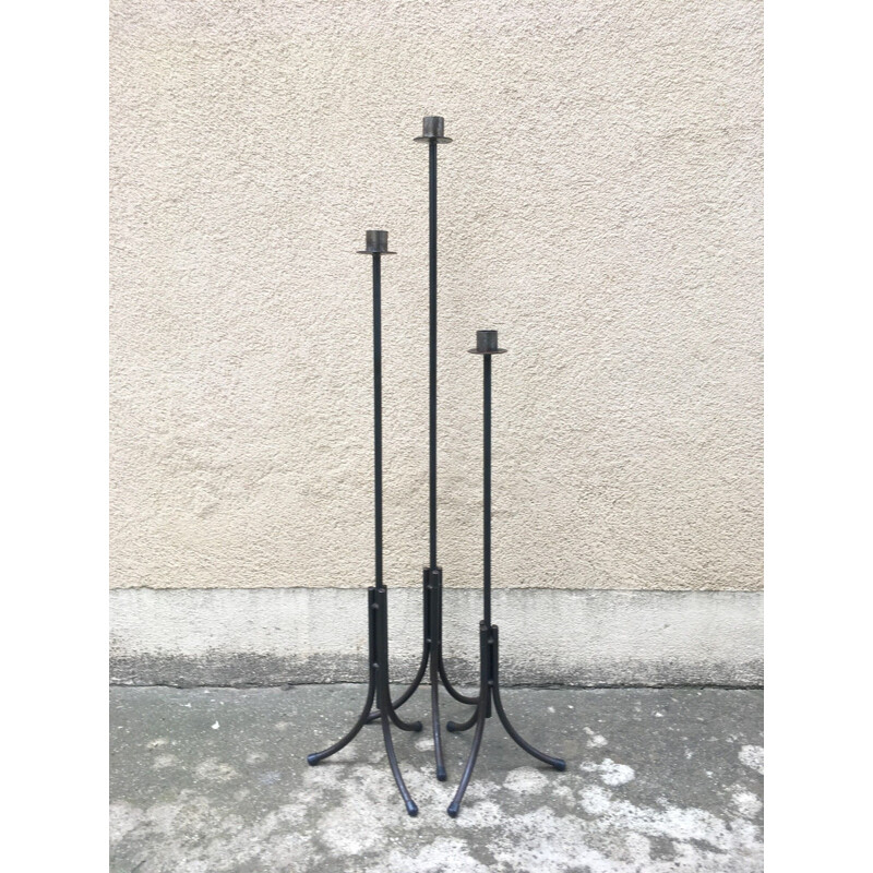 Set of 3 vintage wrought iron tripod candlesticks, 1980