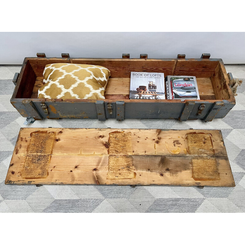 Boîte de rangement industrielle pour couvertures en bois, 1954