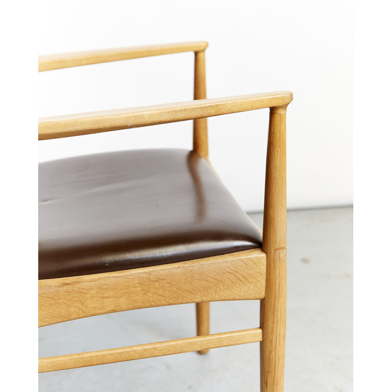 Vintage fauteuil van Henning Kjærnulf voor Korup