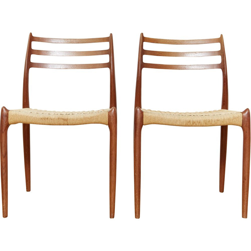 Paire de chaises vintage en teck par Niels Otto Møller pour J.L. Møllers