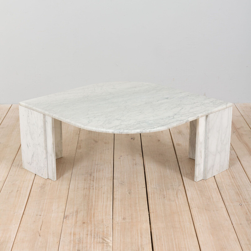 Italian vintage white marble coffee table, 1980