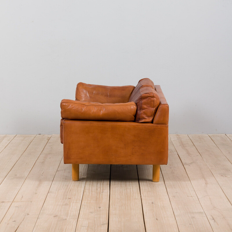 Danish vintage two and the half seater cognac leather sofa, 1970s