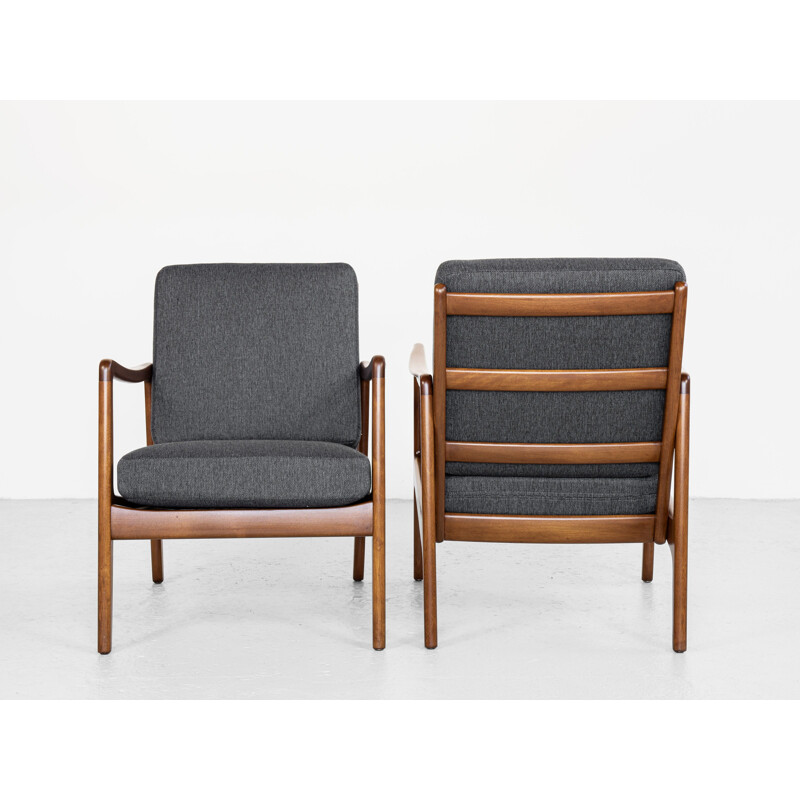 Mid century Danish pair of armchairs in beechwood by Ole Wanscher for France & Daverkosen, 1960s