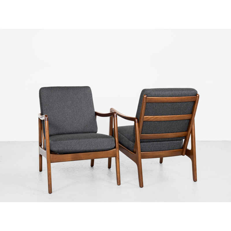 Mid century Danish pair of armchairs in beechwood by Ole Wanscher for France & Daverkosen, 1960s