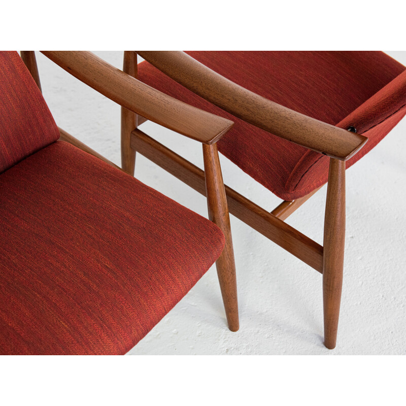 Mid century pair of armchairs model 138 by Finn Juhl for France & Søn, Denmark 1960s