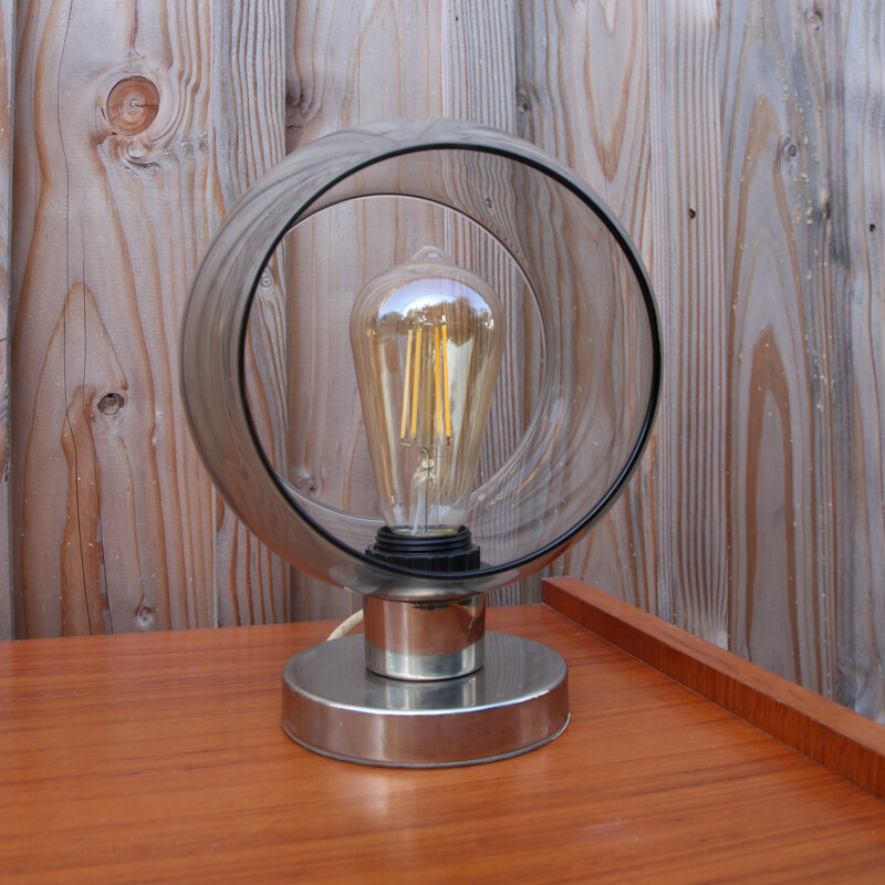Lámpara vintage Space Age de cristal ahumado con base de metal