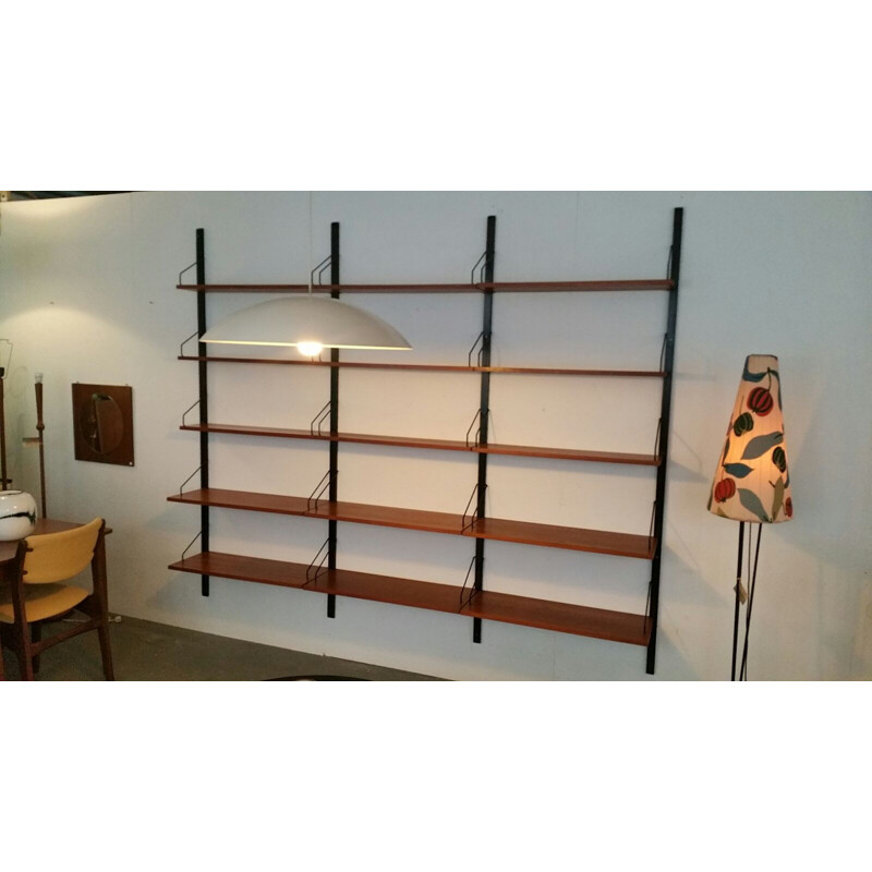 Wall shelves in metal and wood, Poul CADOVIUS - 1960s