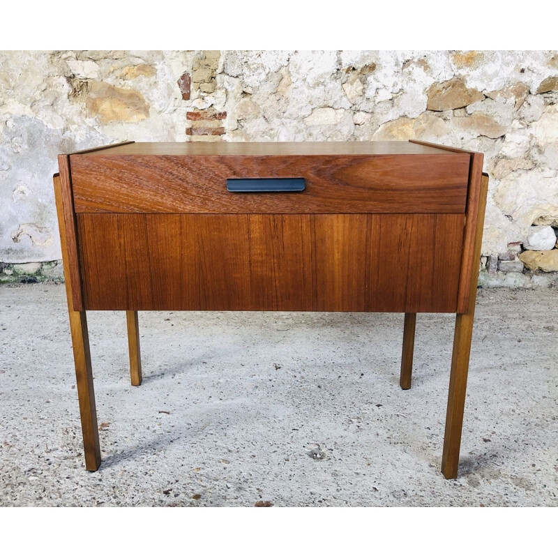 Table d'apppoint scandinave vintage avec compartiments de rangement en teck, Danemark 1960