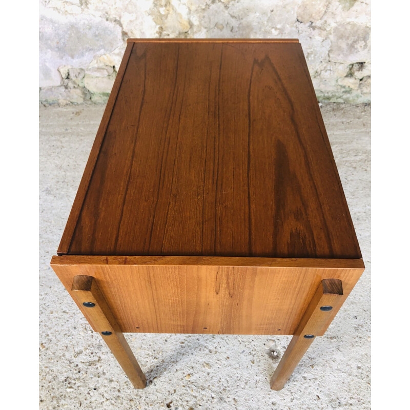 Table d'apppoint scandinave vintage avec compartiments de rangement en teck, Danemark 1960