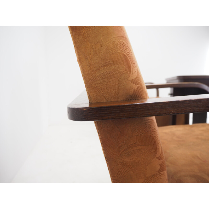 Pair of vintage Art deco armchairs with coffee table, 1930s