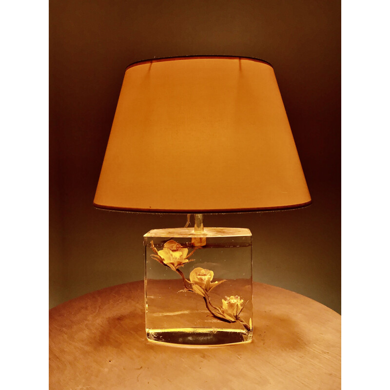 Lampe vintage en verre à inclusion de fleurs, 1980