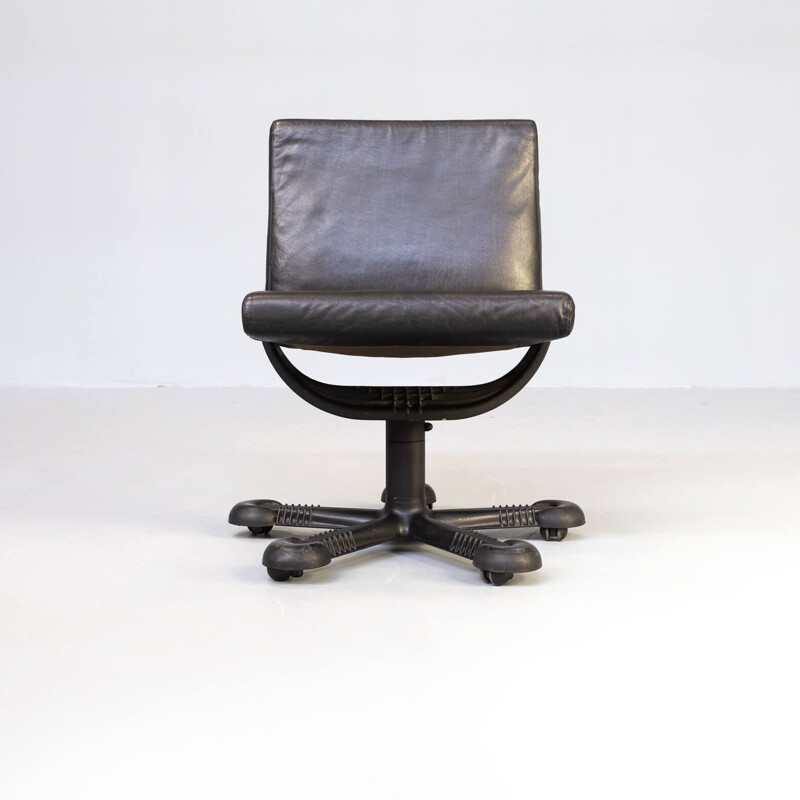 Vintage "Mix" leather swivel armchair by Tobia & Afra Scarpa for Molteni