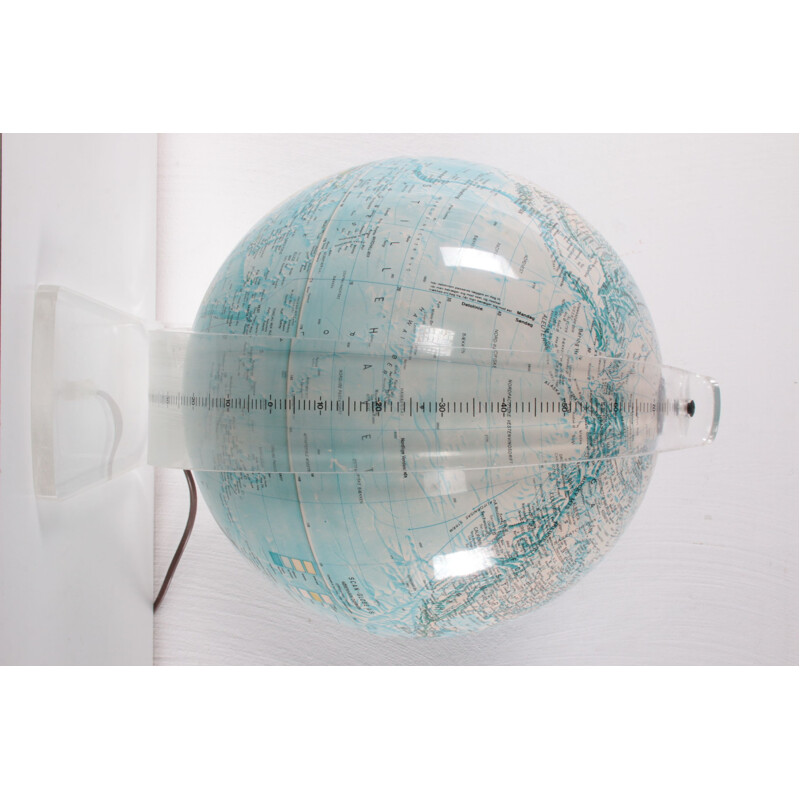 Mid-century lucite light up globe by Hammond Scan-Globe, 1970s