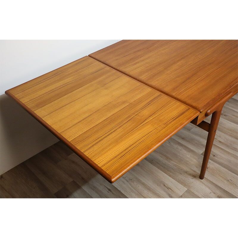 Table scandinave vintage par Ejvind A.Johansson pour Gern Mobelfabrik, 1960