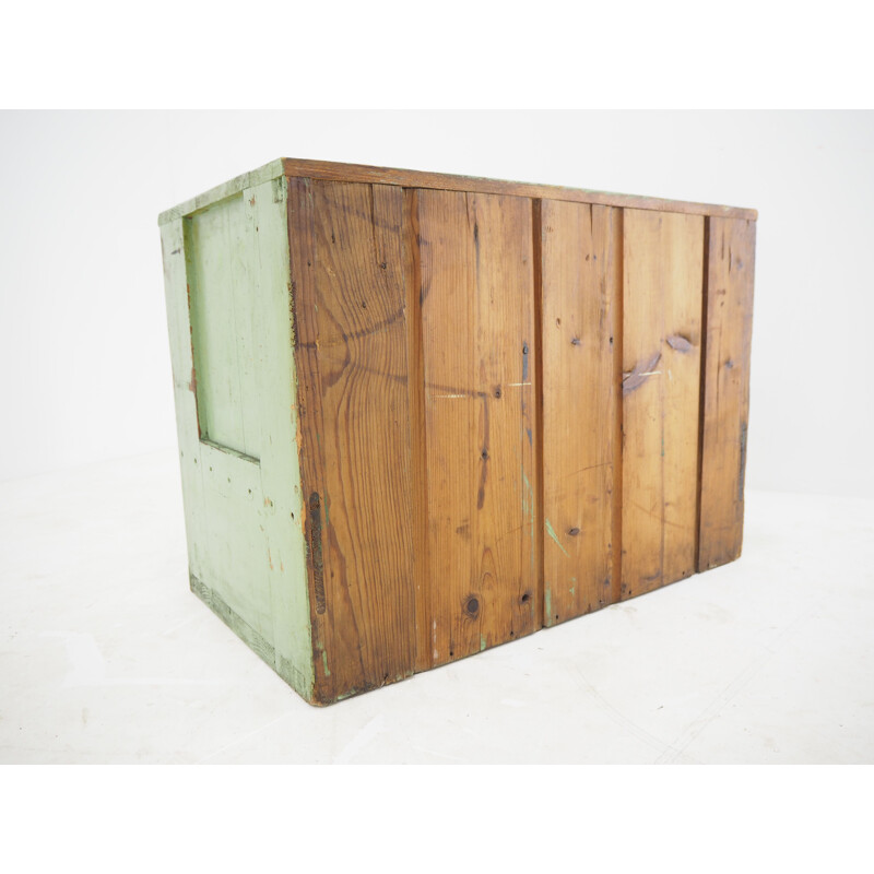 Commode industriel en bois vert