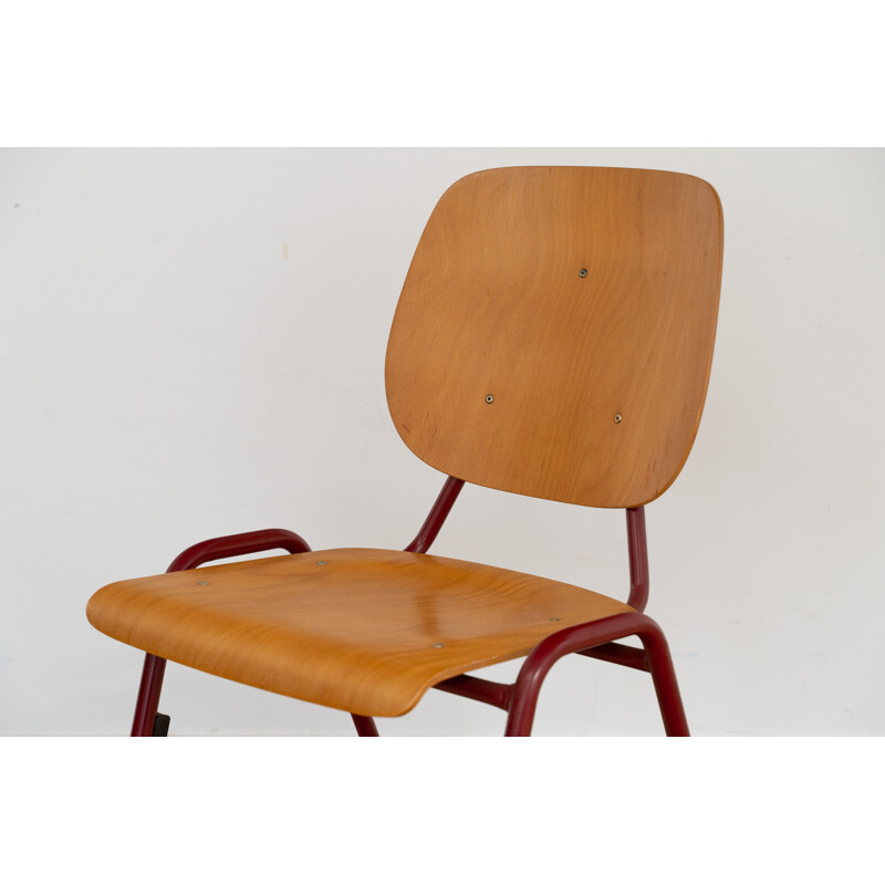 Chaise vintage industrielle empilable