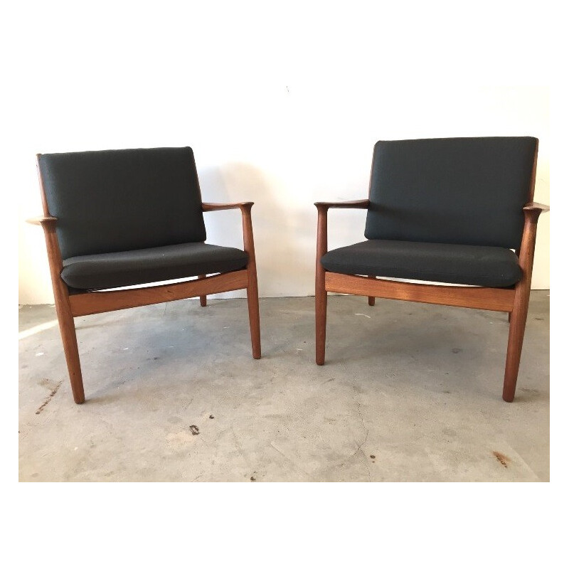 Pair of Scandinavian Glostrup armchairs in teak and dark grey fabric, Grete JALK - 1960s