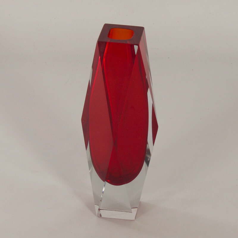 Vase vintage rouge de Murano Sommerso par Luigi Mandruzzato, 1960