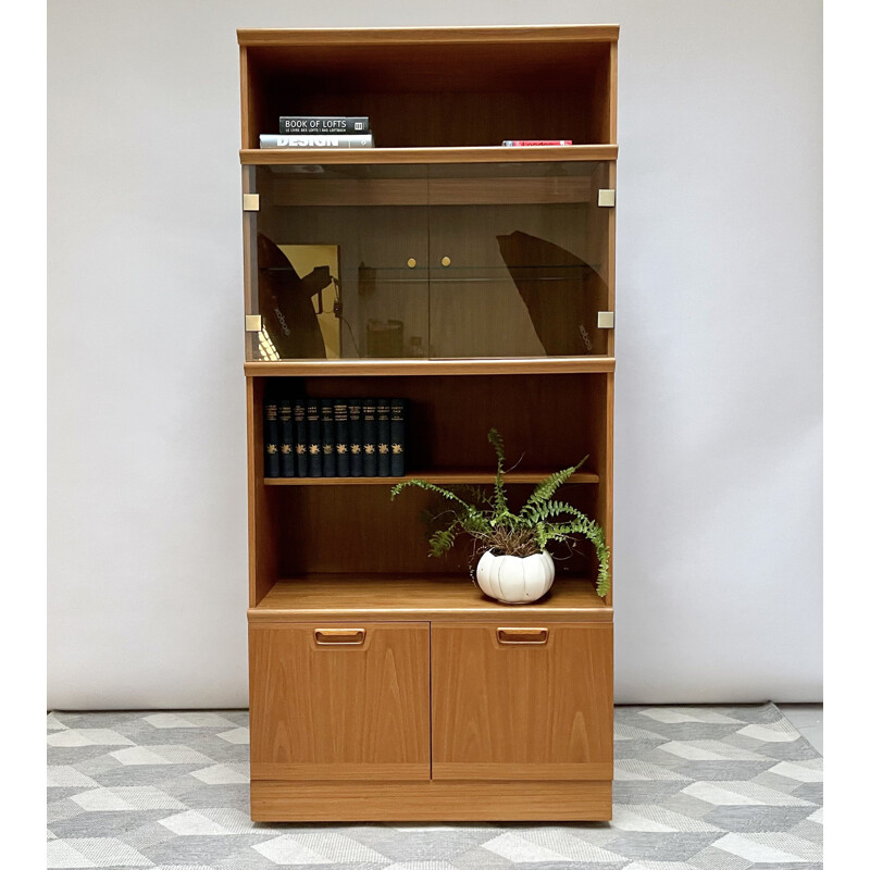 Vintage display cabinet on 4 castor wheels, 1970-1980