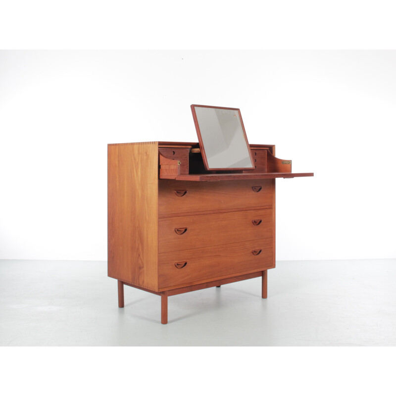 Scandinavian solid teak chest of drawers by Peter Hvidt and Orla Mølgaard Nielsen