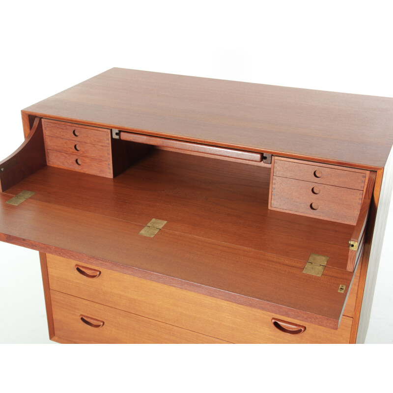 Scandinavian solid teak chest of drawers by Peter Hvidt and Orla Mølgaard Nielsen
