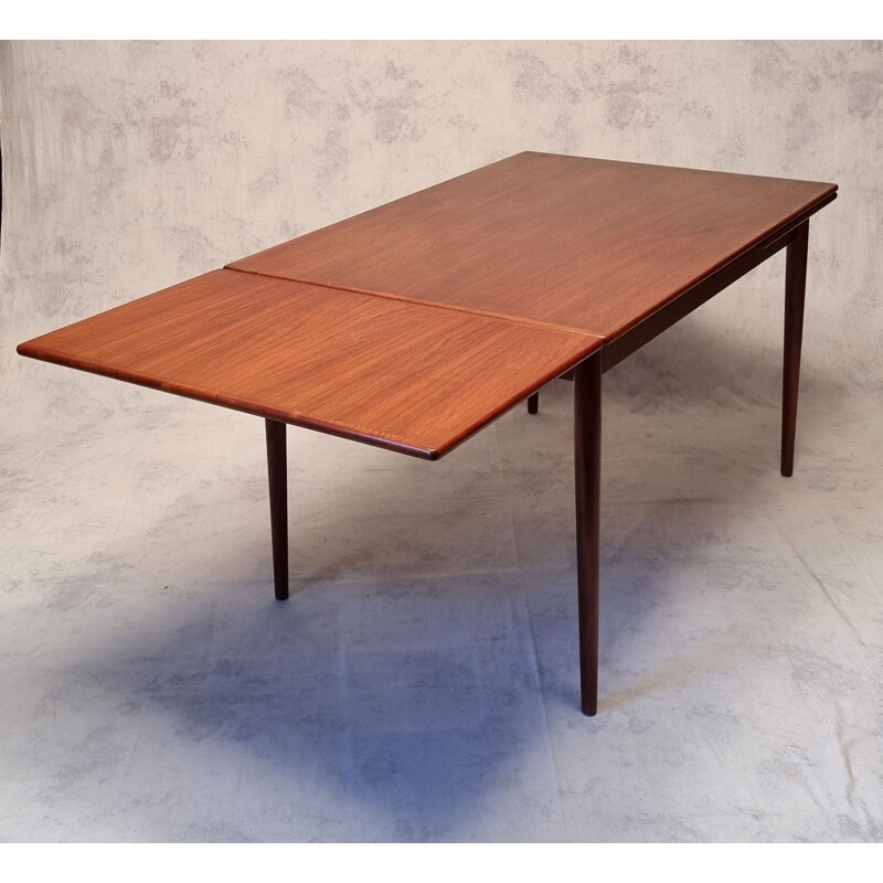 Vintage teak table by Willy Sigh for Sigh & Son Mobelfabrik, 1960