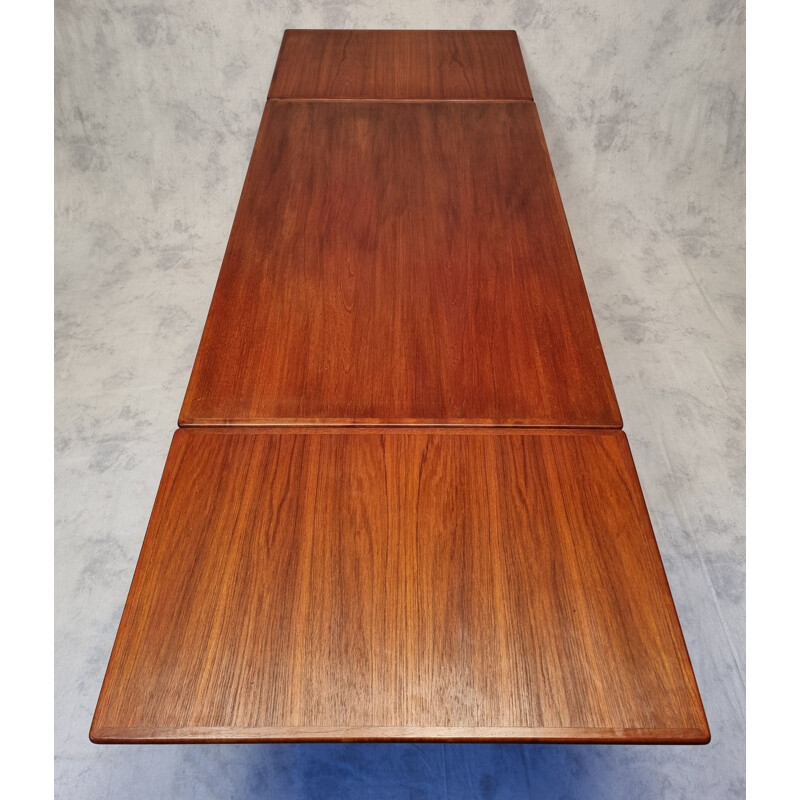 Vintage teak table by Willy Sigh for Sigh & Son Mobelfabrik, 1960