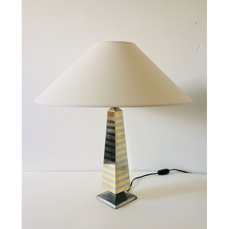 Lampe de table vintage Hollywood Regency Obelisk en laiton, Italie 1970