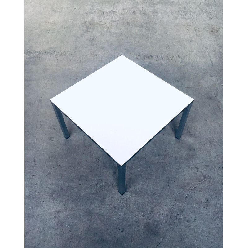 Table basse vintage carrée à facettes avec cadre en métal noir par Friso Kramer pour Ahrend De Cirkel, 1970