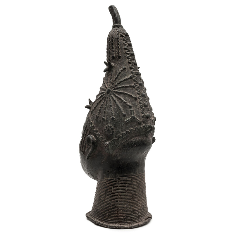 Vintage Iyoba queen's head in bronze, Benin 1930